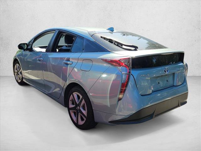 Used 2016 Toyota Prius Three Touring FWD image 3