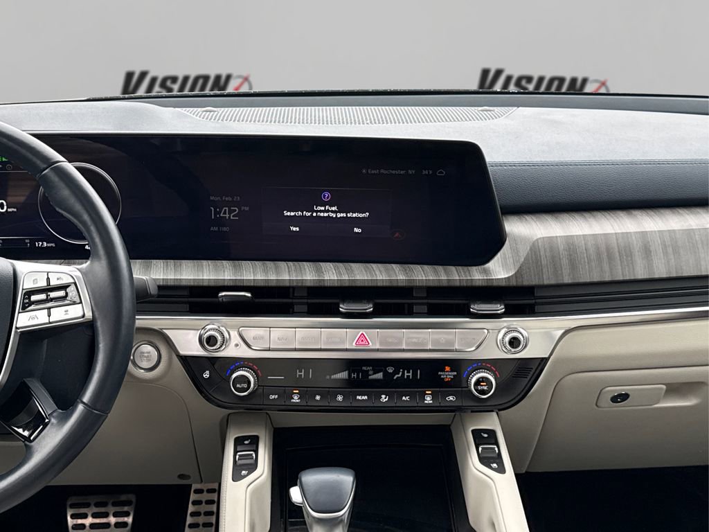 Used 2024 Kia Telluride SX Prestige w/ Towing Package image 22