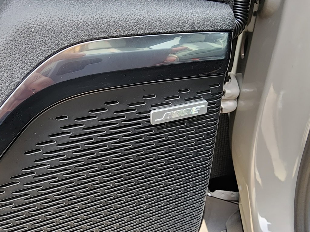 New 2026 GMC Acadia AT4 image 15