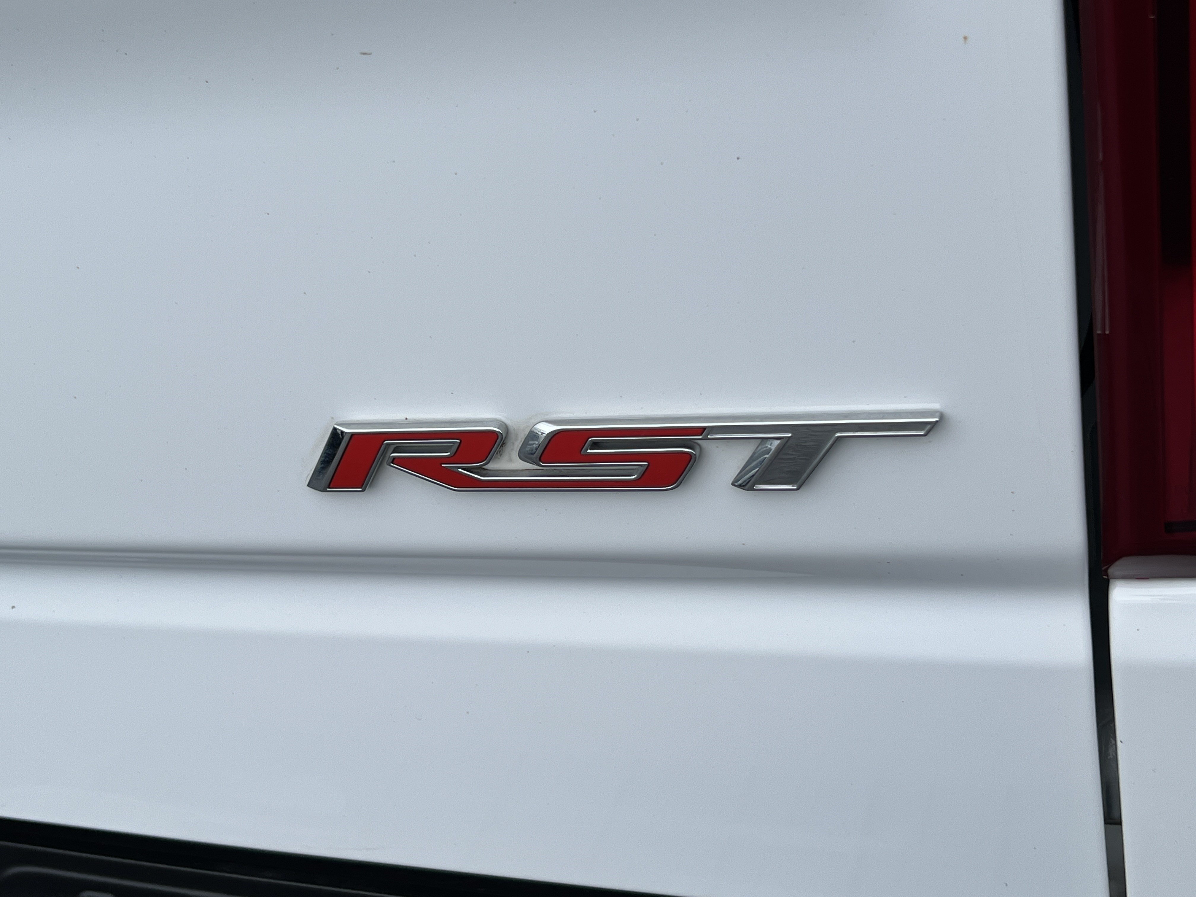 Used 2024 Chevrolet Silverado 1500 RST AWD/4WD image 12