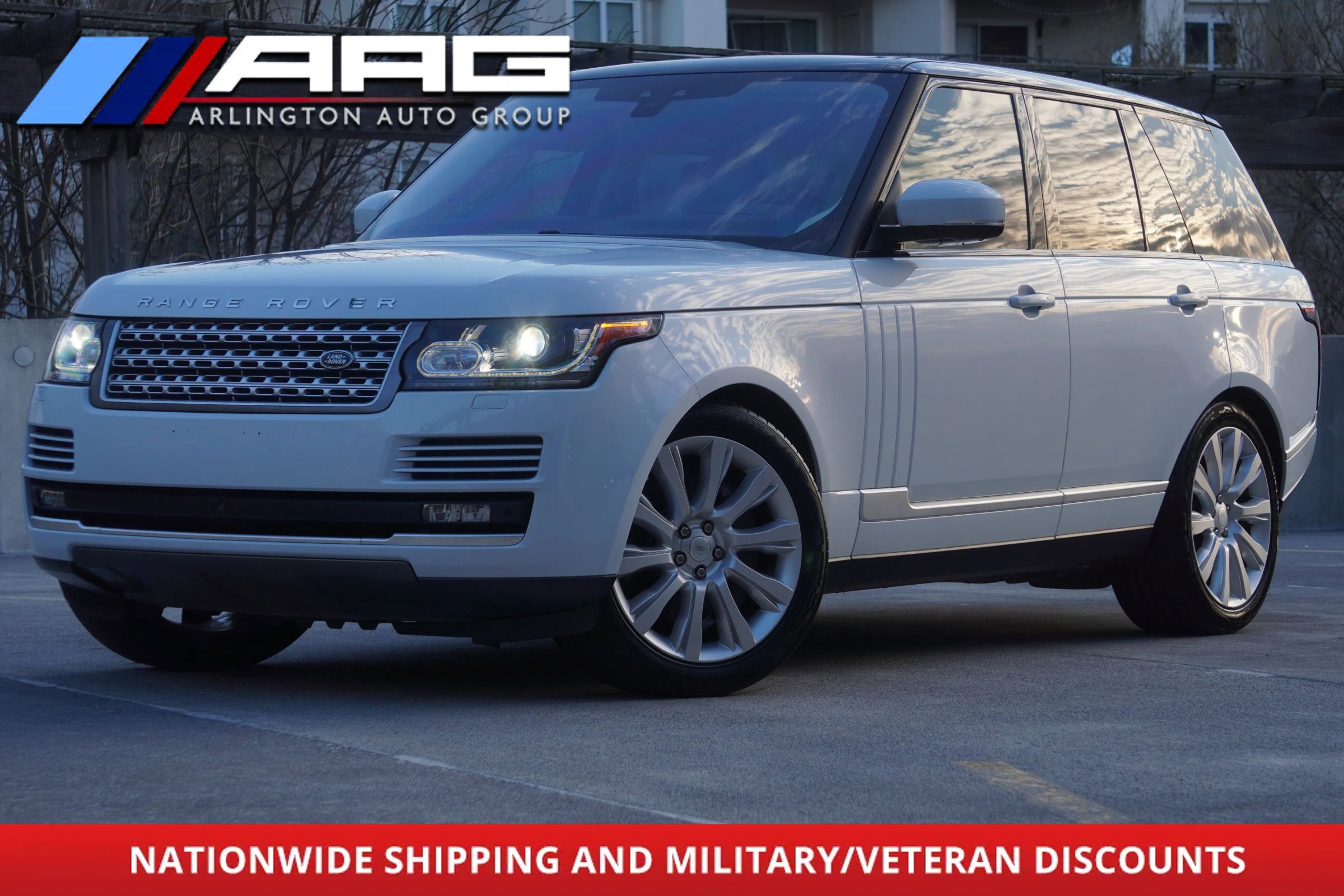 Used 2017 Land Rover Range Rover Supercharged AWD/4WD image 1