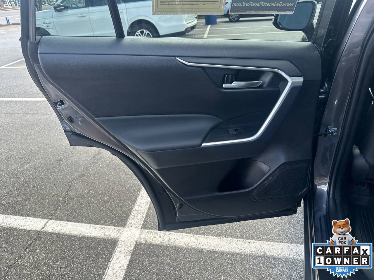 Used 2023 Toyota RAV4 XLE Premium image 22