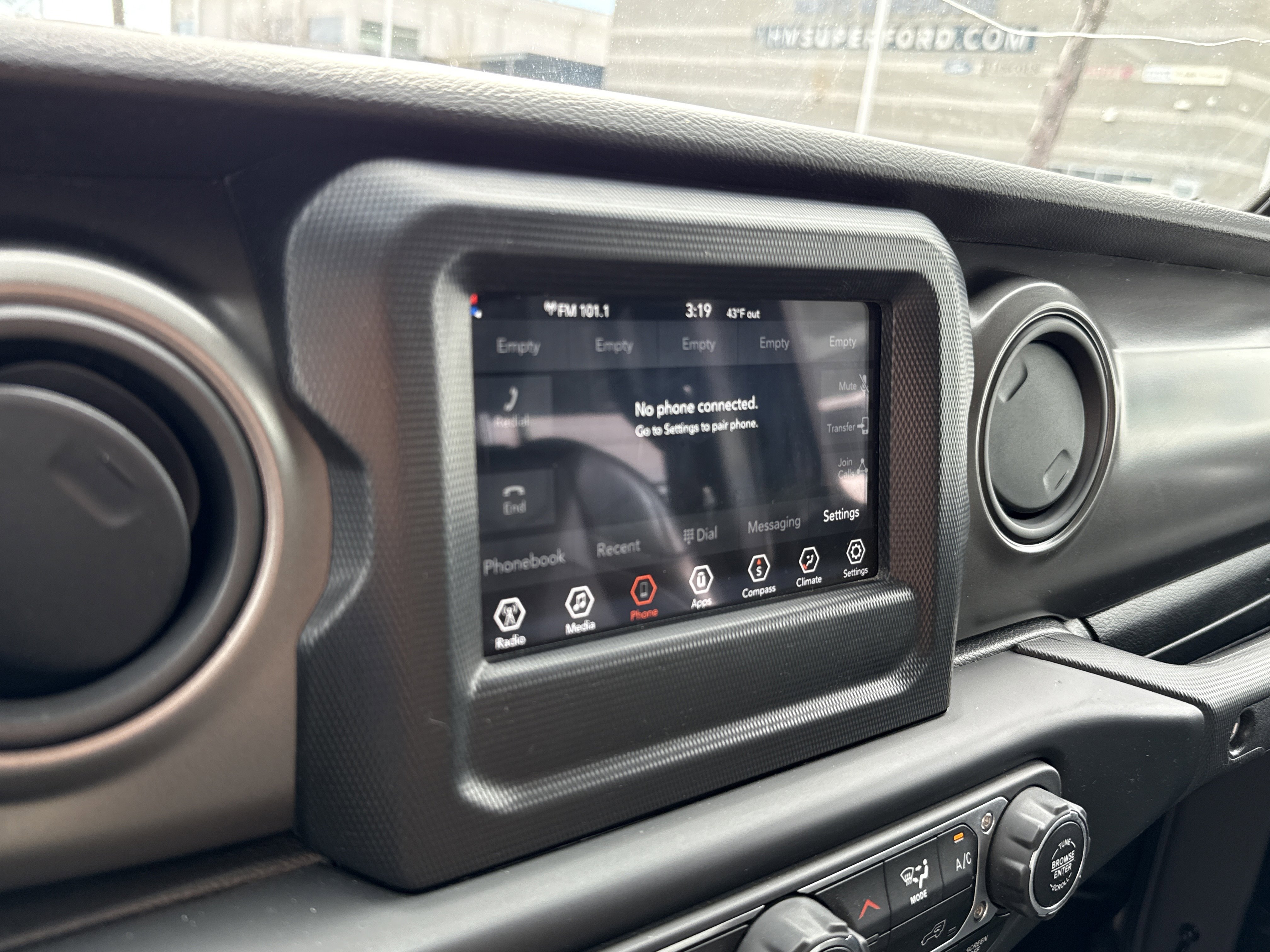 Used 2023 Jeep Gladiator Sport image 20