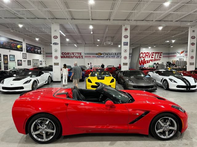 Used 2014 Chevrolet Corvette Stingray Convertible w/ 3LT Preferred Equipment Group RWD image 6