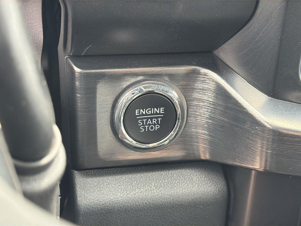 Used 2024 Ford F250 Lariat AWD/4WD image 16