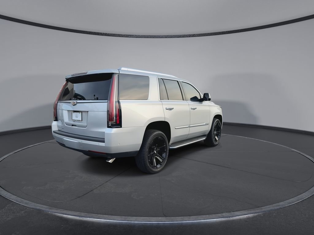 Used 2019 Cadillac Escalade Premium Luxury image 8