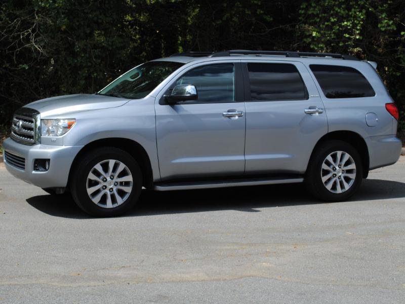 Used 2016 Toyota Sequoia Limited w/ Safety & Convenience Package AWD/4WD image 9