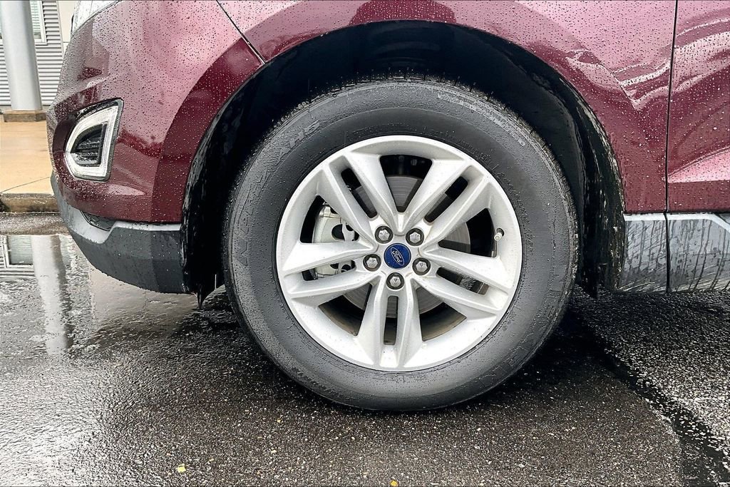 Used 2017 Ford Edge SEL w/ Equipment Group 201A image 4