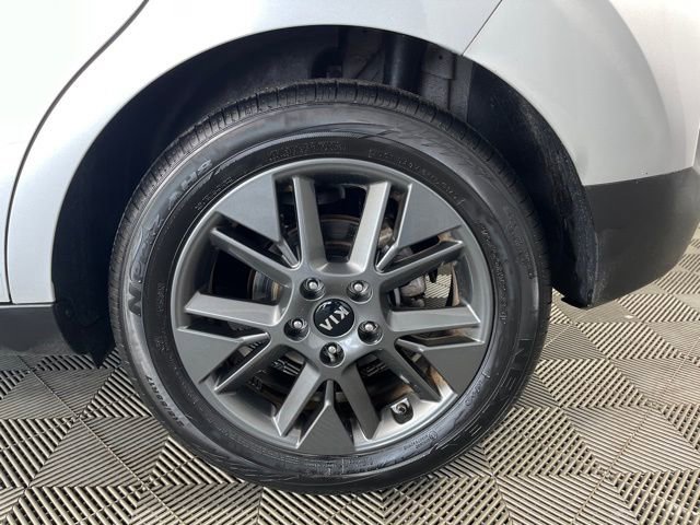 Used 2021 Kia Soul EX FWD image 11