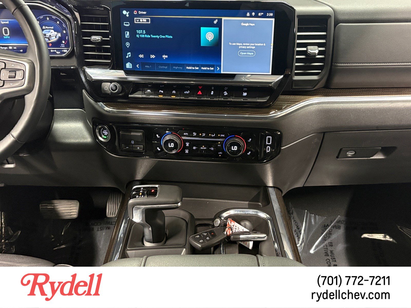 Used 2024 Chevrolet Silverado 1500 LT Trail Boss w/ LT Trail Boss Premium Package AWD/4WD image 15
