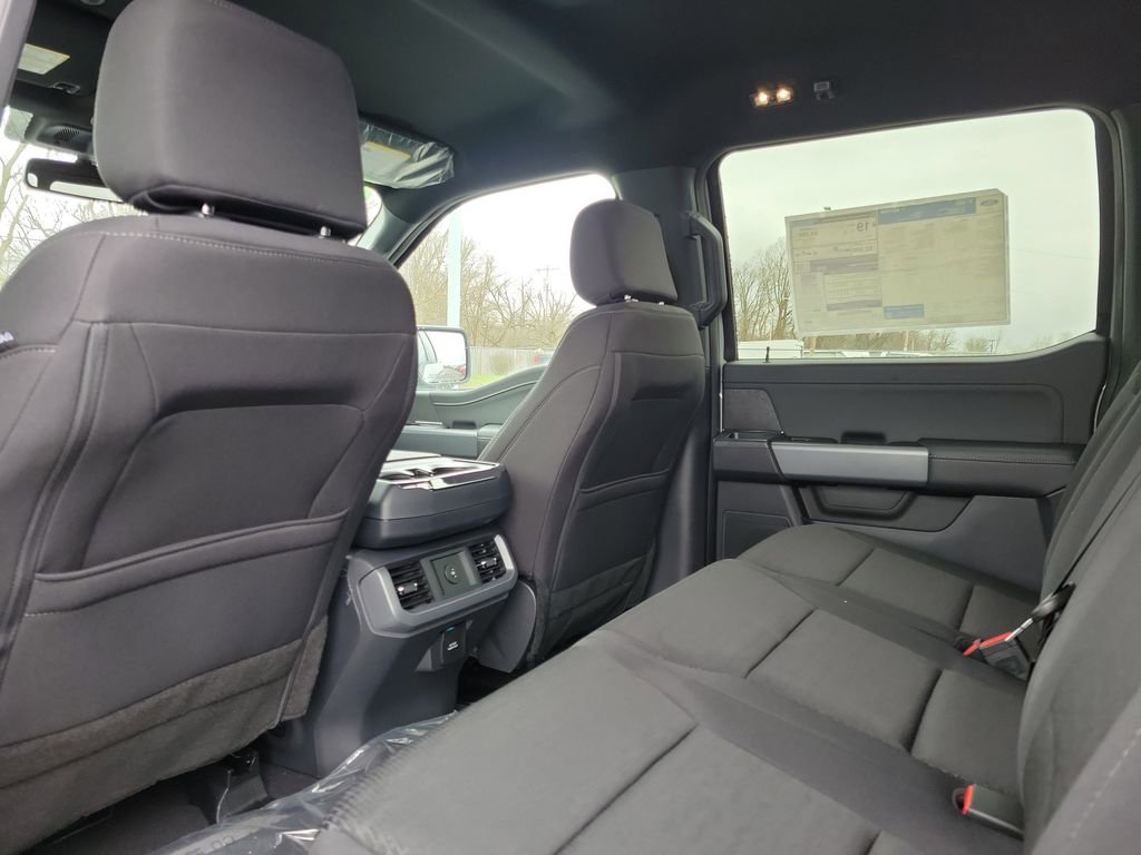 New 2026 Ford F150 XLT w/ Equipment Group 302A MID AWD/4WD image 16