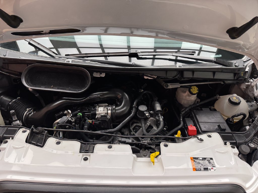Certified 2023 Ford Transit 250 Low Roof RWD image 30