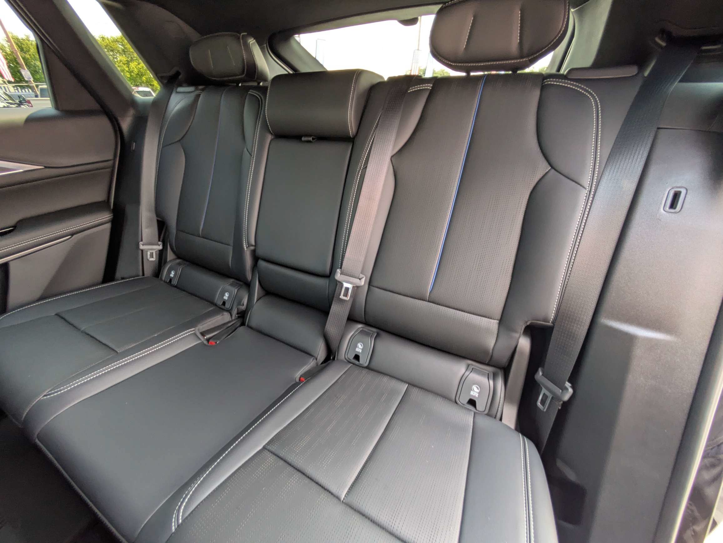 New 2026 Cadillac Lyriq Luxury RWD image 9