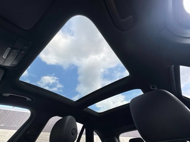 Used 2019 Mercedes-Benz GLC 300 4MATIC image 20