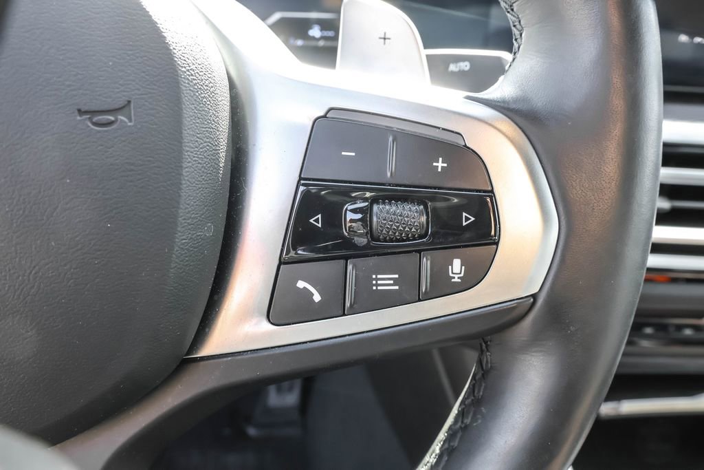 Used 2024 BMW 330e xDrive image 22