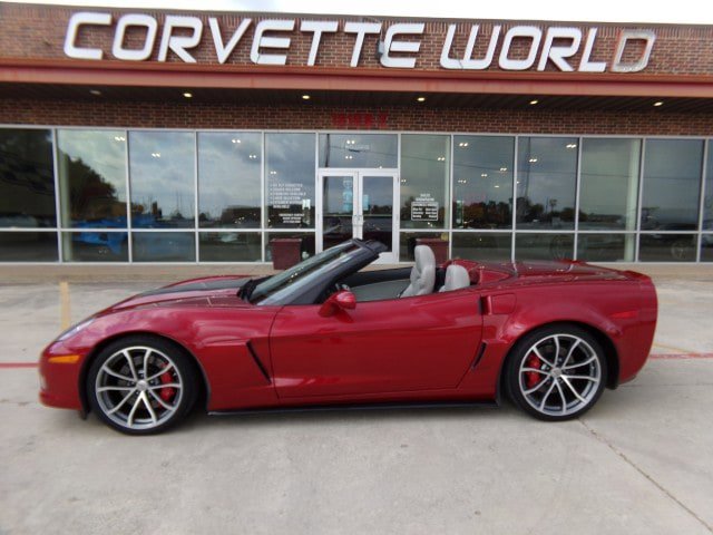 Used 2013 Chevrolet Corvette 427 w/ 1SB Preferred Equipment Group RWD image 10