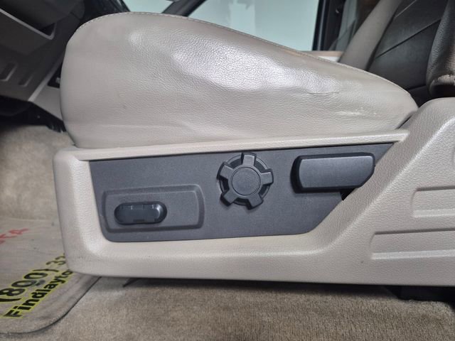 Used 2008 Ford F250 Lariat image 17