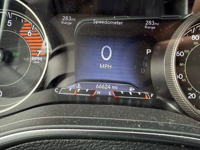 Used 2019 Jeep Cherokee Trailhawk w/ Comfort/Convenience Group AWD/4WD image 12