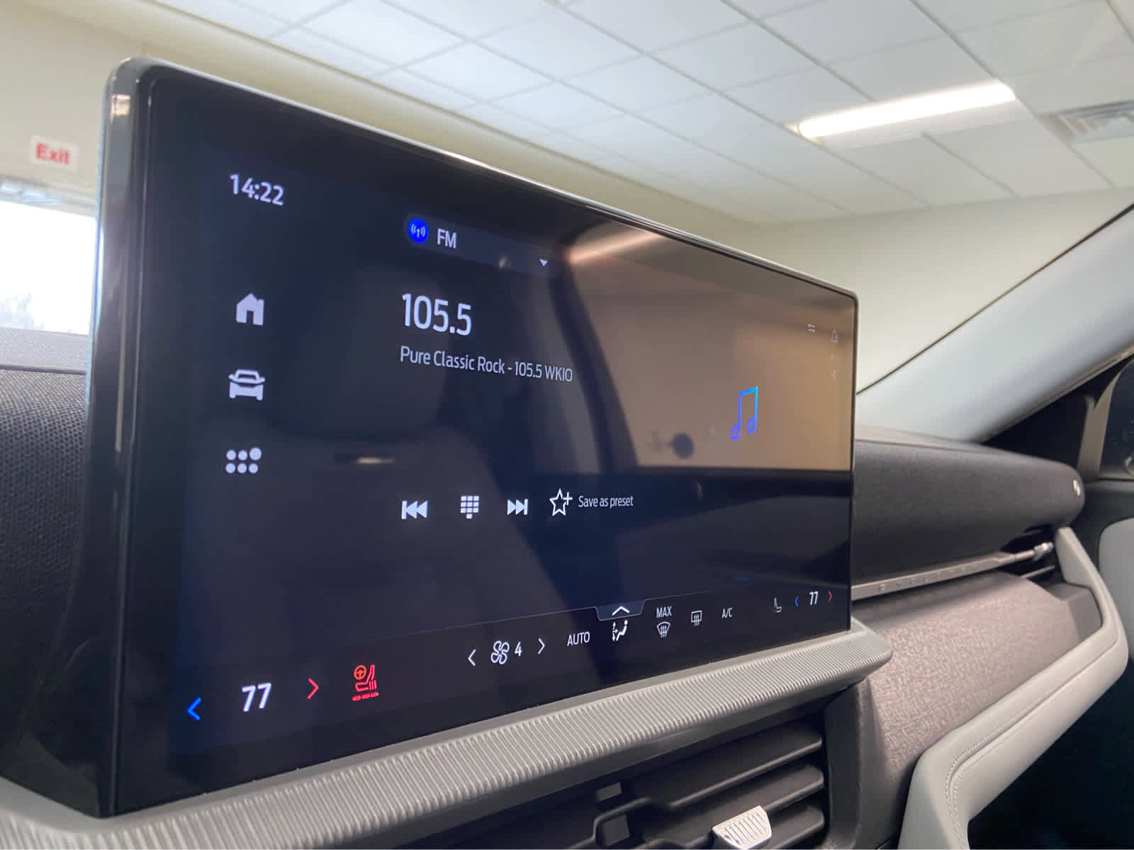 New 2026 Ford Explorer Platinum image 27