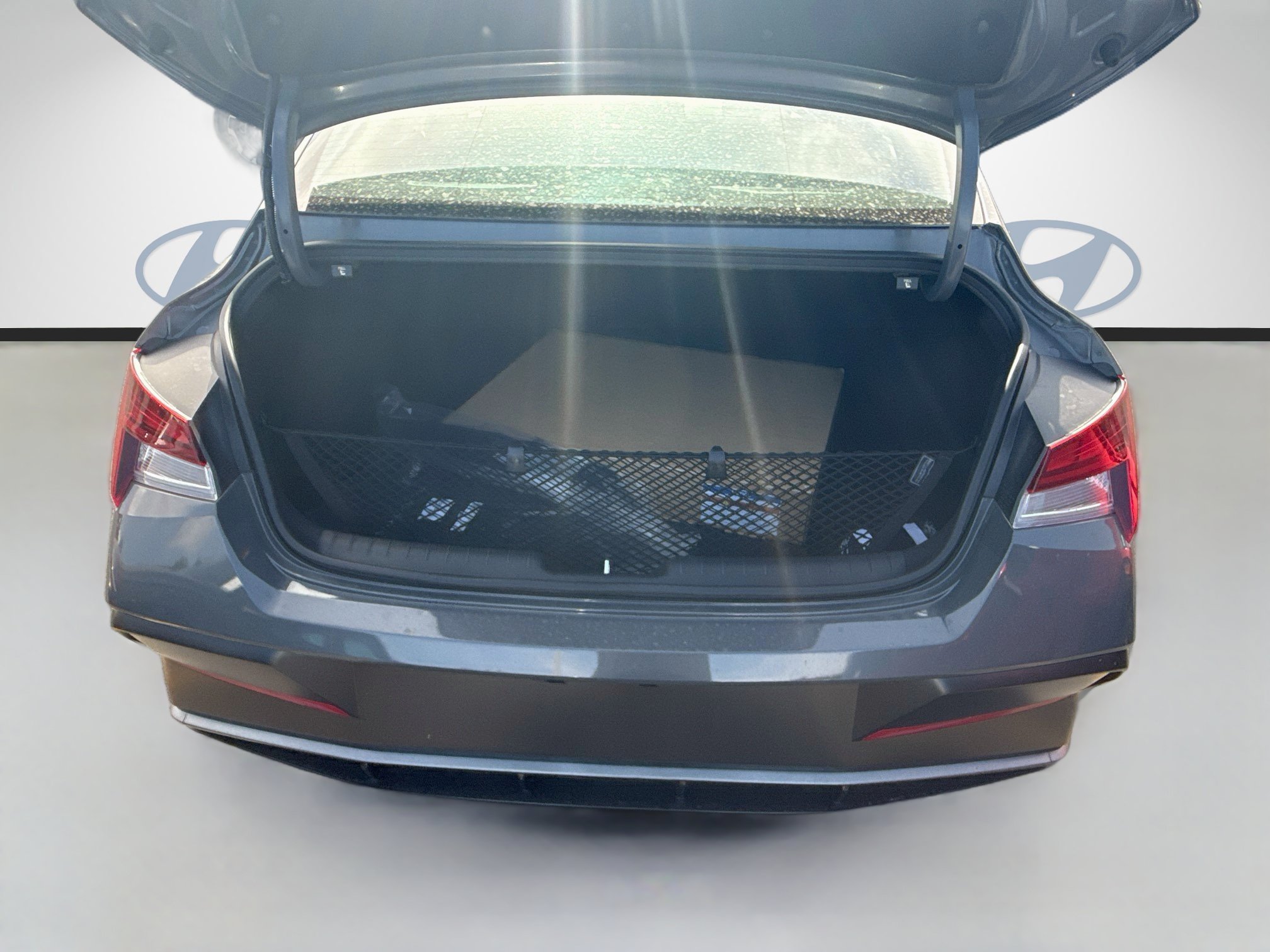 New 2026 Hyundai Elantra Limited FWD image 18