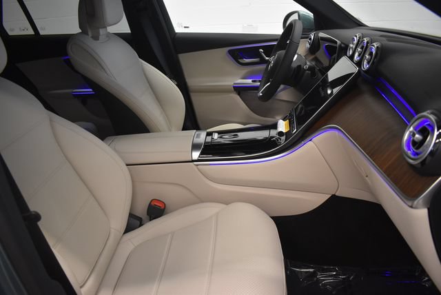New 2026 Mercedes-Benz GLC 300 4MATIC image 19