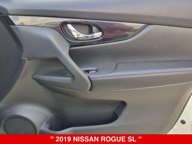 Used 2019 Nissan Rogue SL w/ Premium Package AWD/4WD image 37