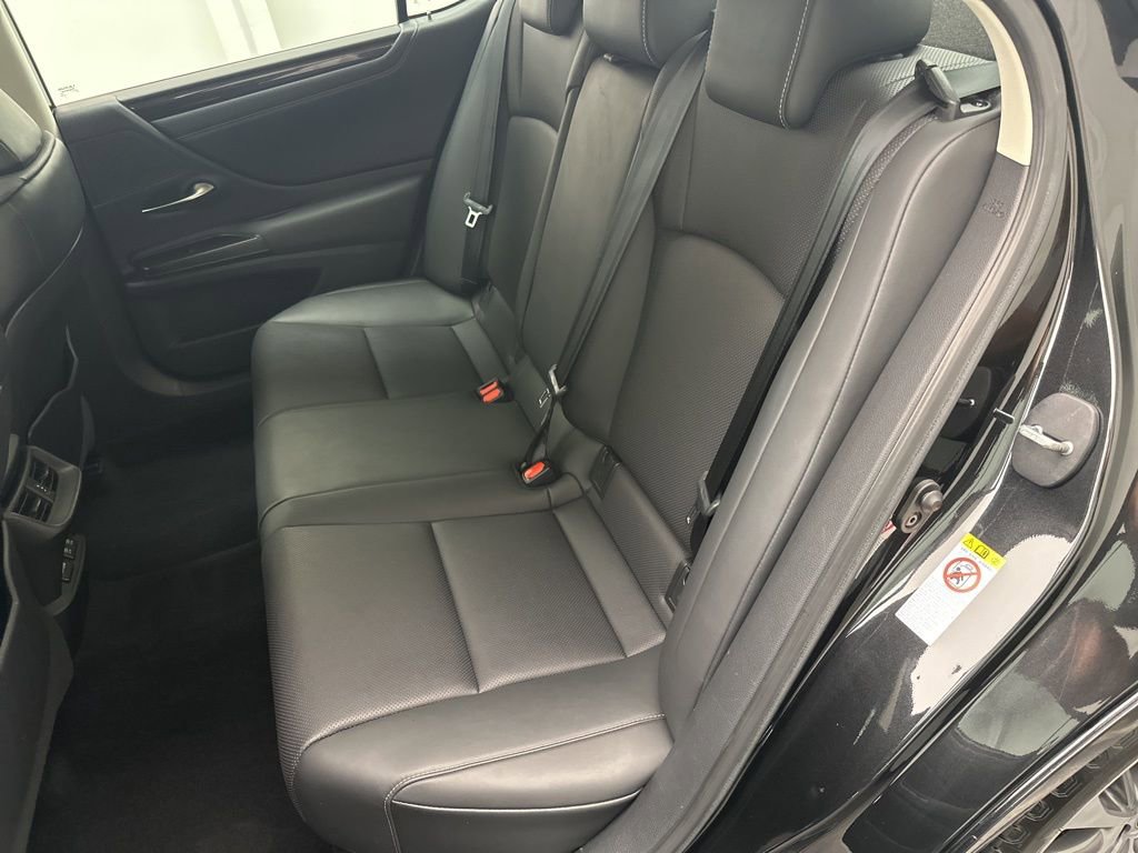 Used 2019 Lexus ES 350 w/ Premium Package image 13