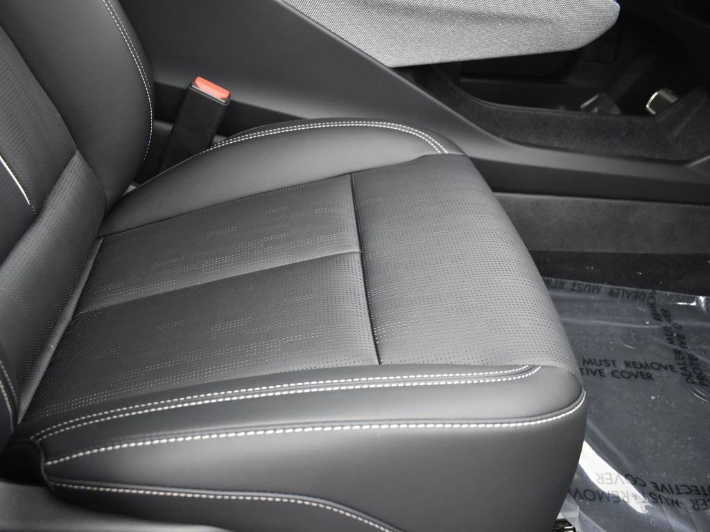 New 2026 Cadillac Optiq Sport 2 w/ LPO, Floor Liner Package image 38