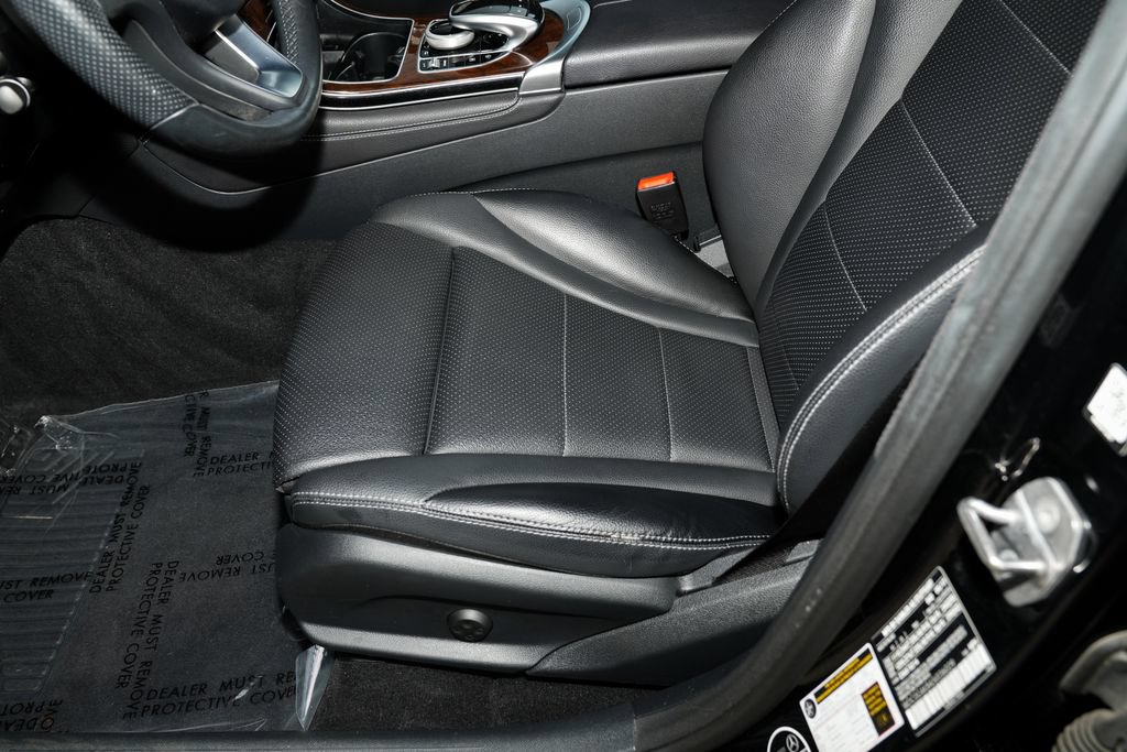 Used 2018 Mercedes-Benz GLC 300 4MATIC image 22