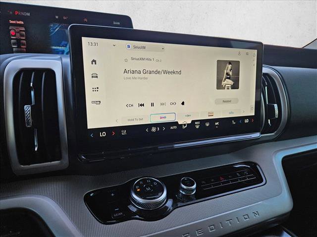 New 2025 Ford Expedition Active image 12