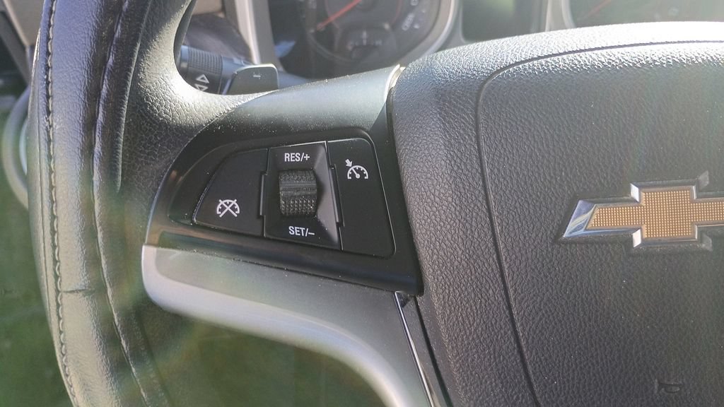 Used 2014 Chevrolet Camaro LS RWD image 18