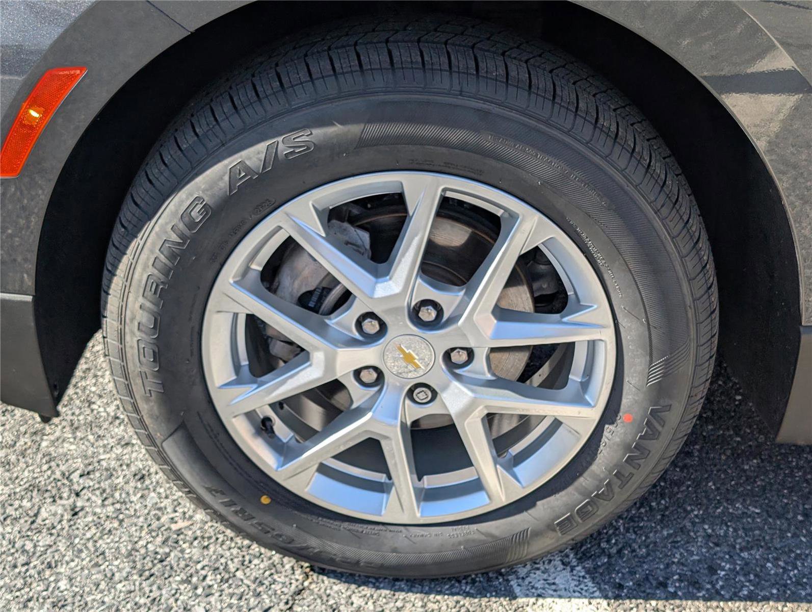 Used 2022 Chevrolet Equinox LT image 11