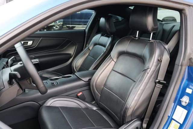 Used 2024 Ford Mustang Premium image 8
