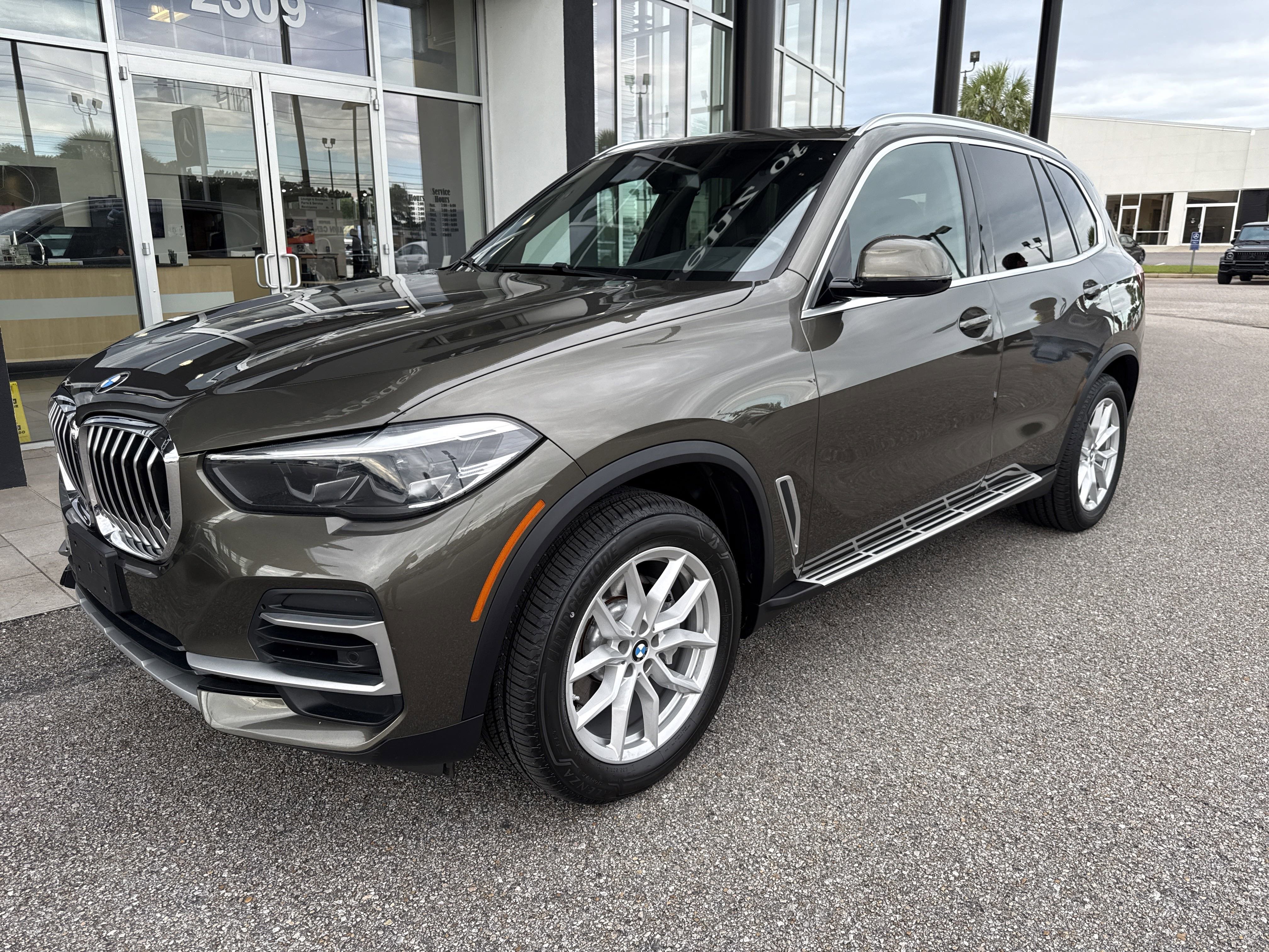 Used 2022 BMW X5 xDrive40i w/ Premium Package
