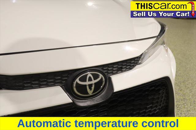 Used 2022 Toyota Corolla LE FWD image 12