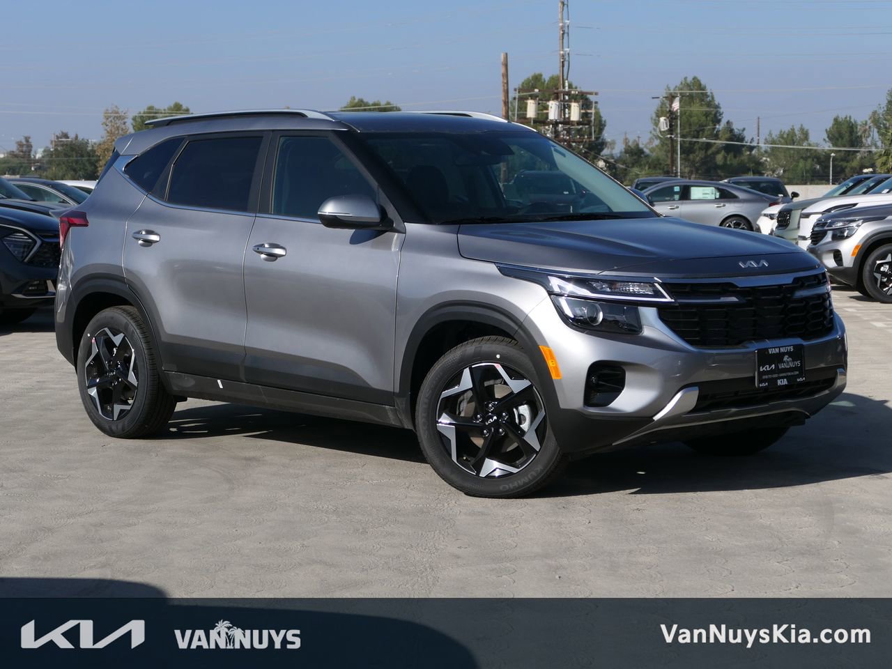 New 2026 Kia Seltos EX image 1