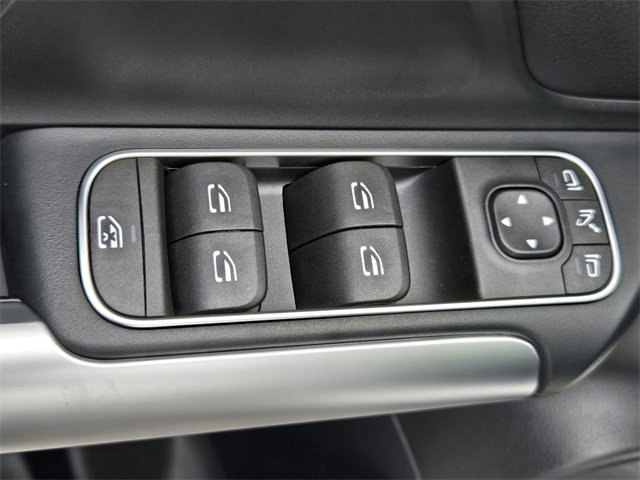 Certified 2025 Mercedes-Benz GLA 250 4MATIC image 18