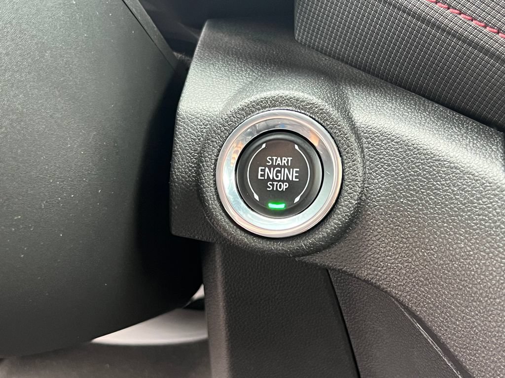 Used 2023 Chevrolet TrailBlazer RS w/ Convenience Package AWD/4WD image 28