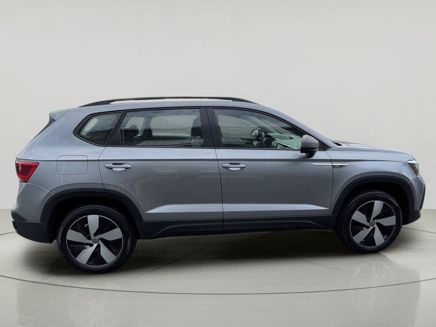 Used 2024 Volkswagen Taos S AWD/4WD image 8