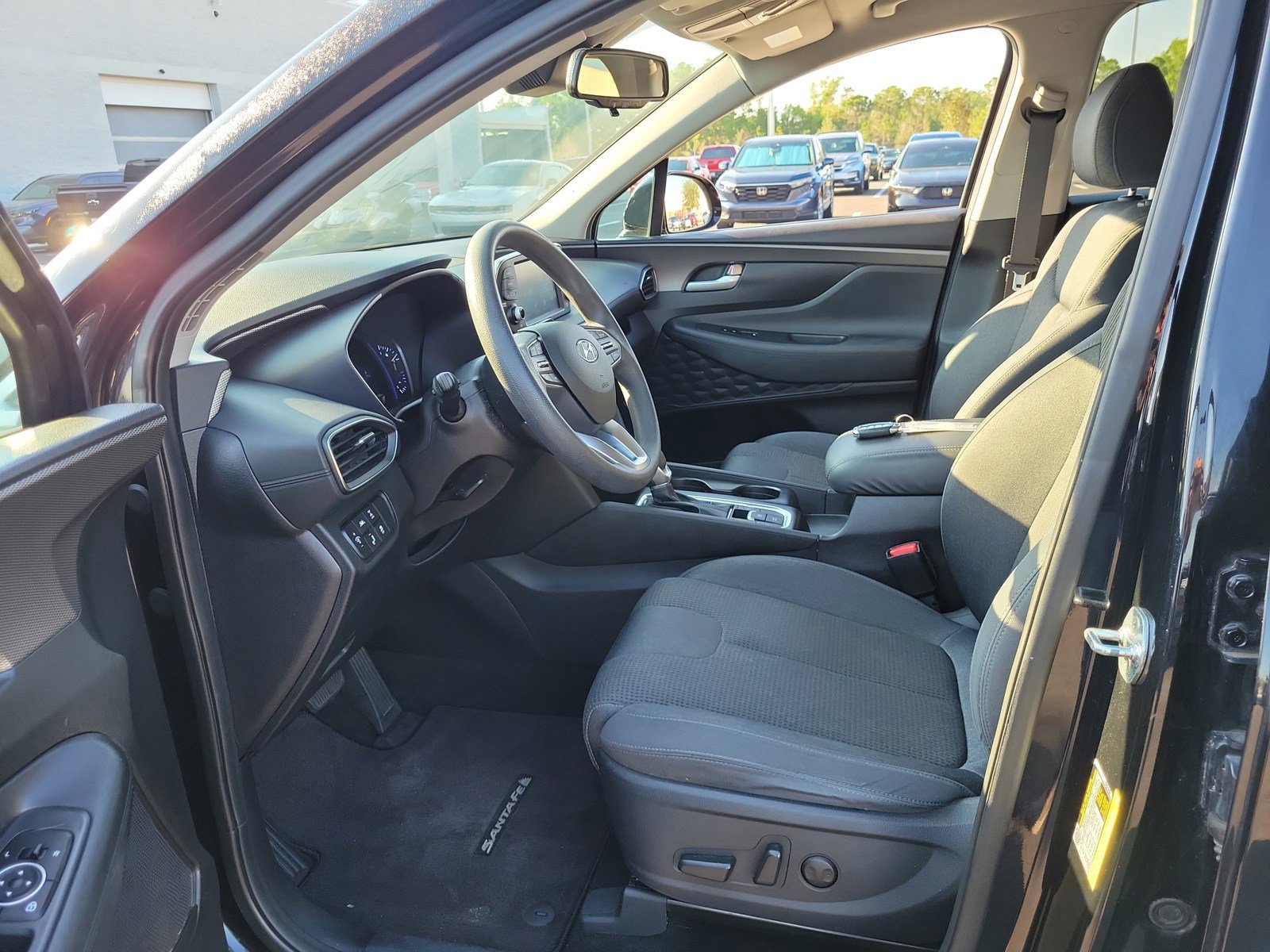 Used 2019 Hyundai Santa Fe SEL image 15