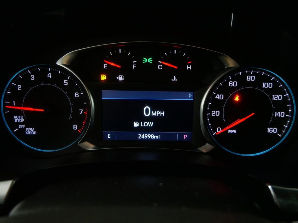 Used 2023 Chevrolet Traverse LT AWD/4WD image 35