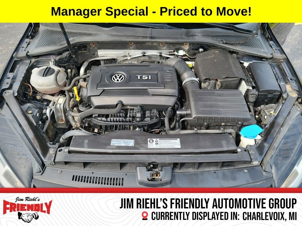 Used 2016 Volkswagen Golf S image 23