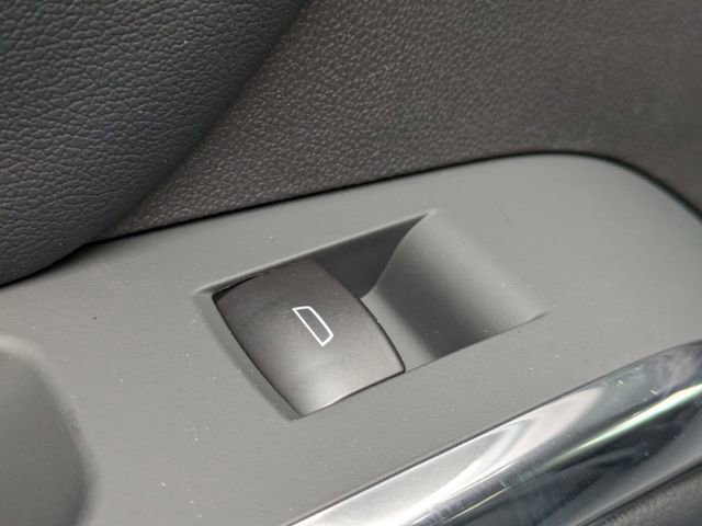 New 2026 Chevrolet Traverse LT w/ Sun and Wheel Package image 28