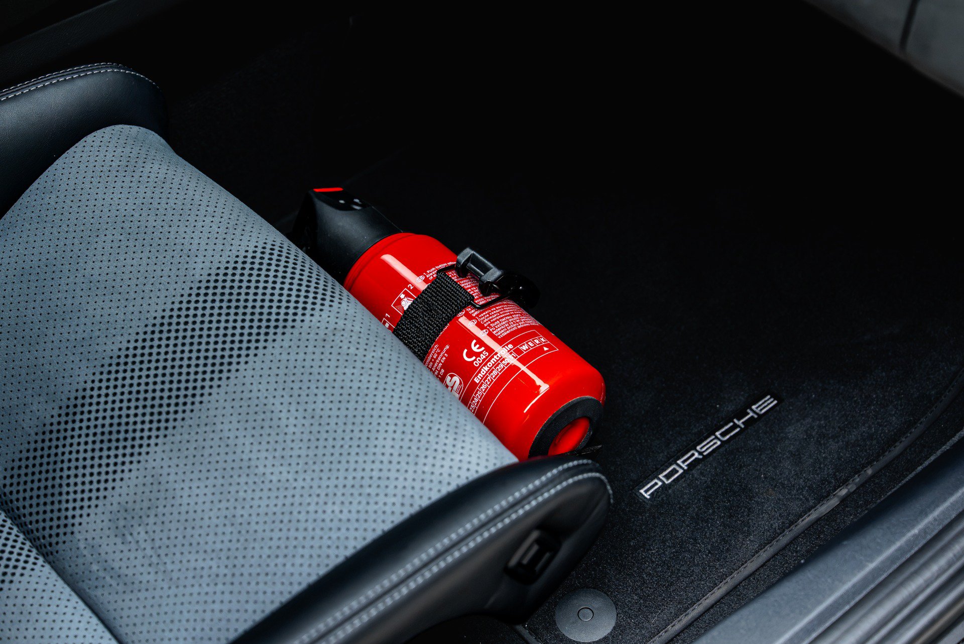 Used 2023 Porsche 718 Cayman GT4 RS RWD image 47