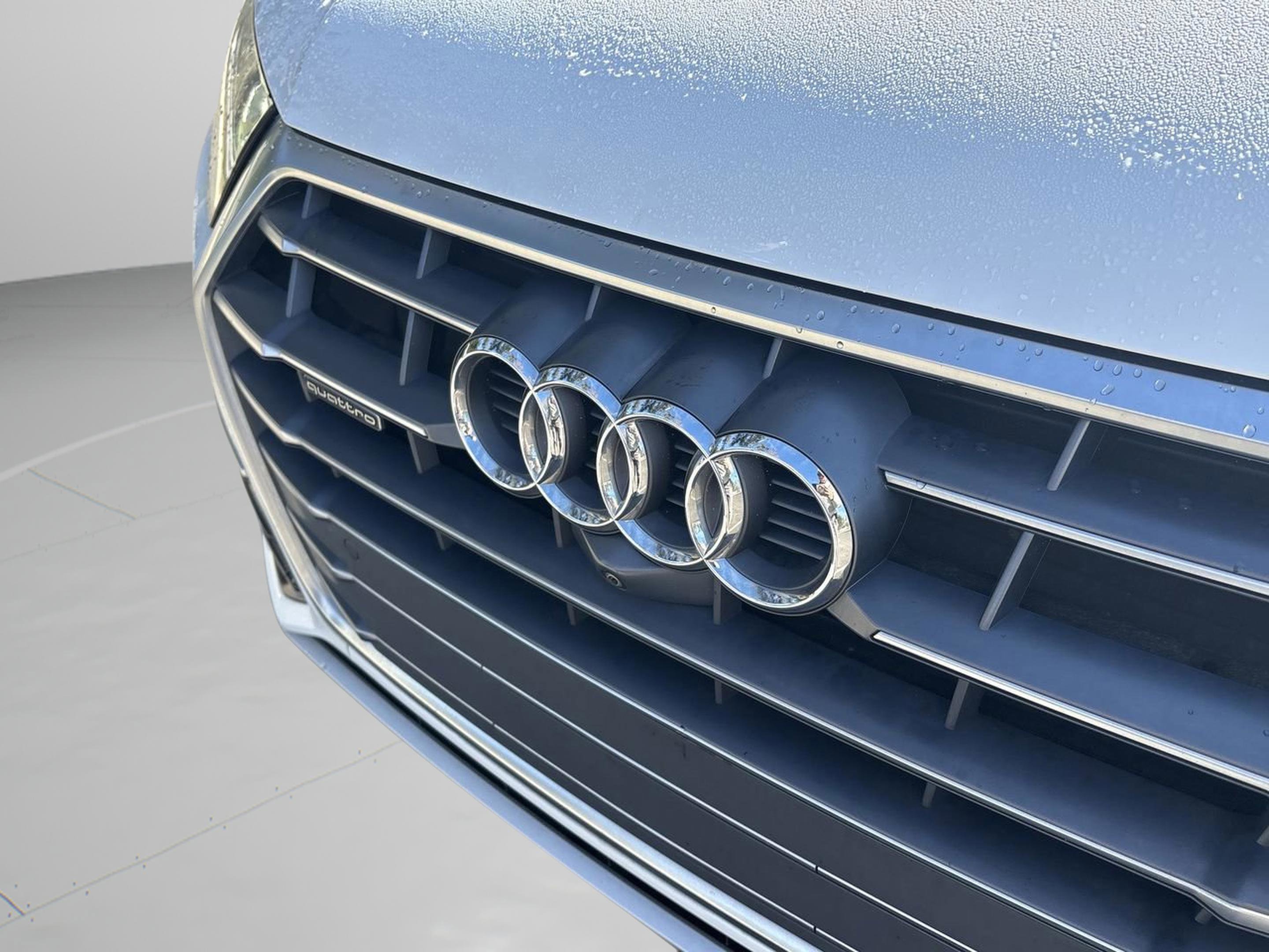 Used 2018 Audi Q5 Prestige w/ Prestige Package image 17