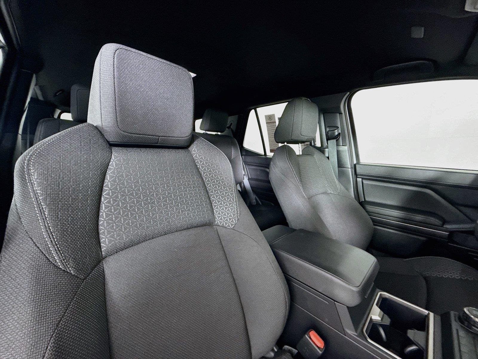 New 2026 Toyota 4Runner SR5 AWD/4WD image 37