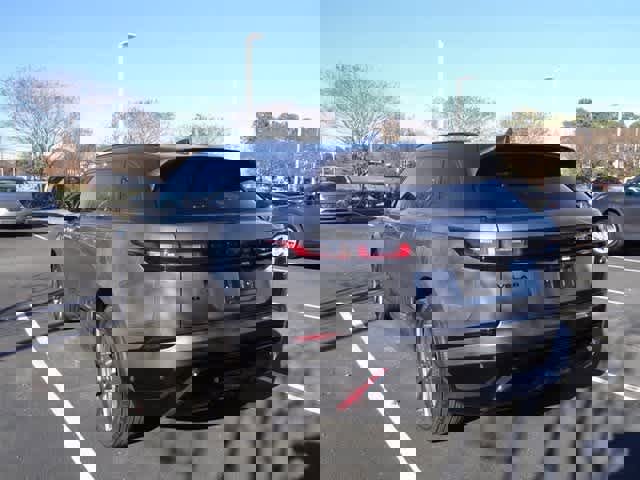 Used 2021 Land Rover Range Rover Velar R-Dynamic S image 4