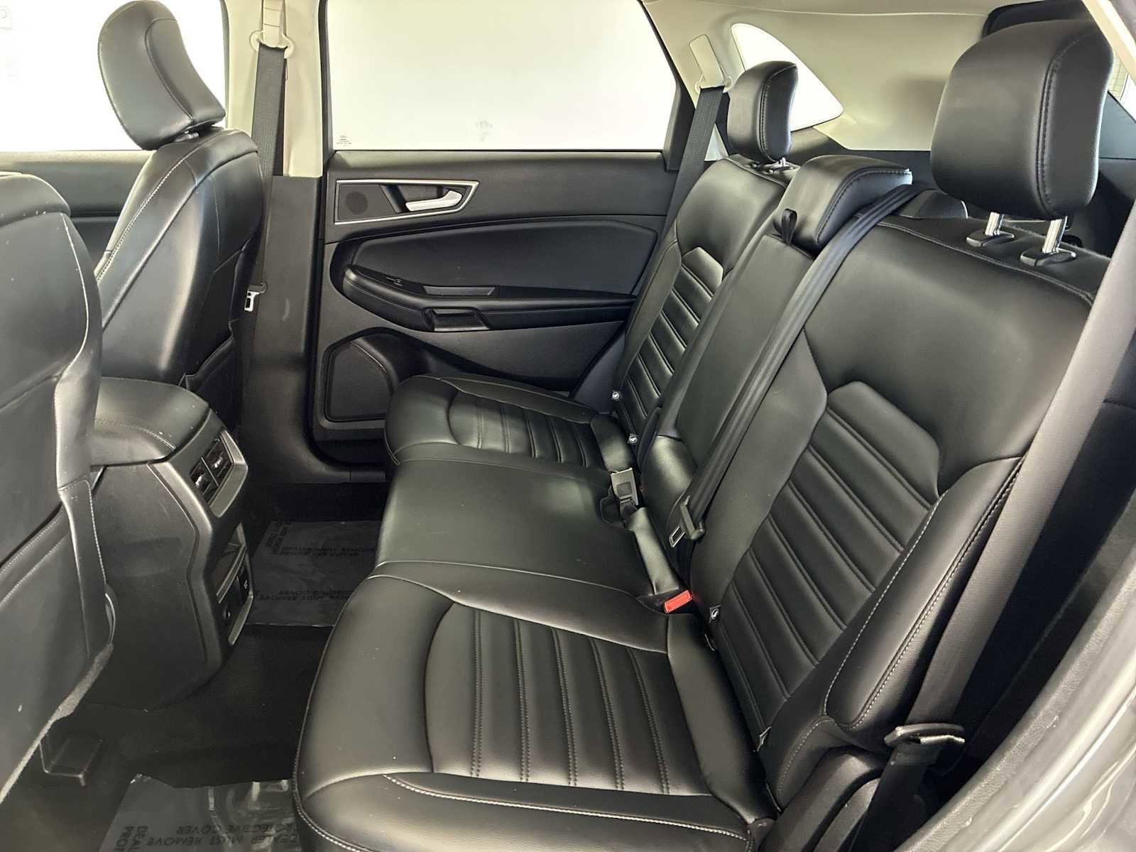 Used 2023 Ford Edge SEL w/ Convenience Package image 24