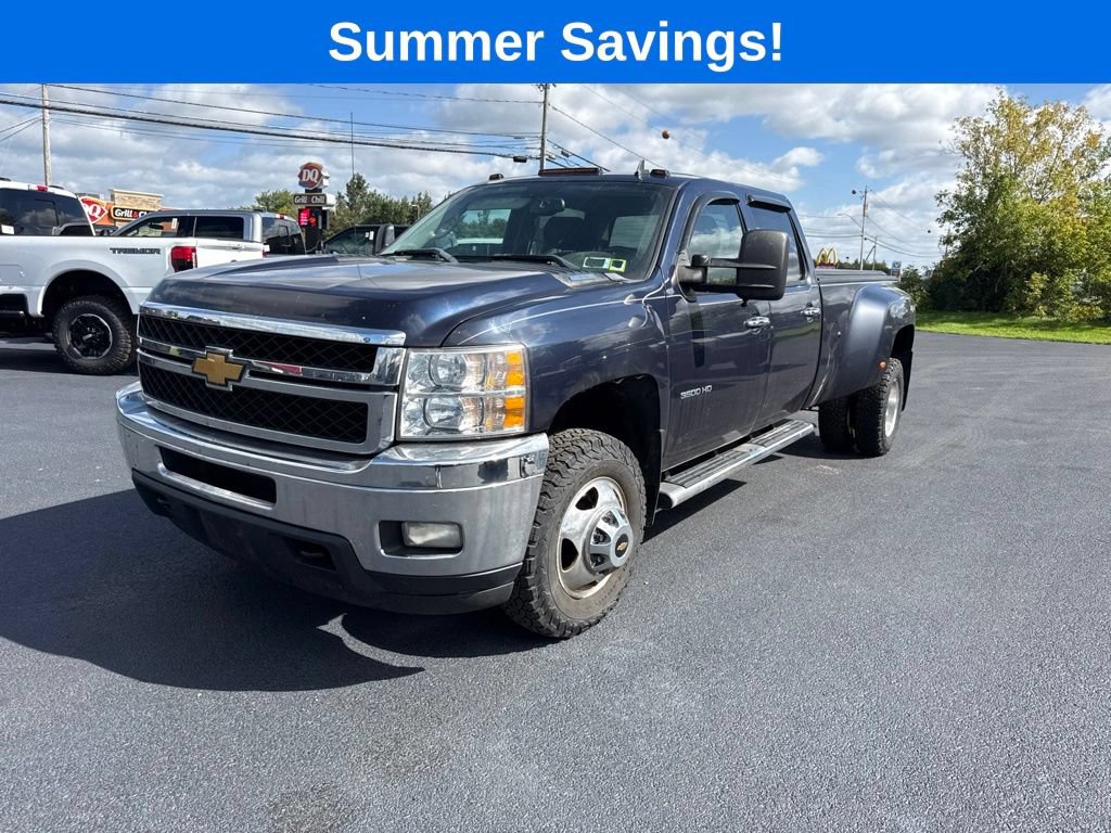 Used 2012 Chevrolet Silverado 3500 LT w/ Interior Plus Package AWD/4WD image 3