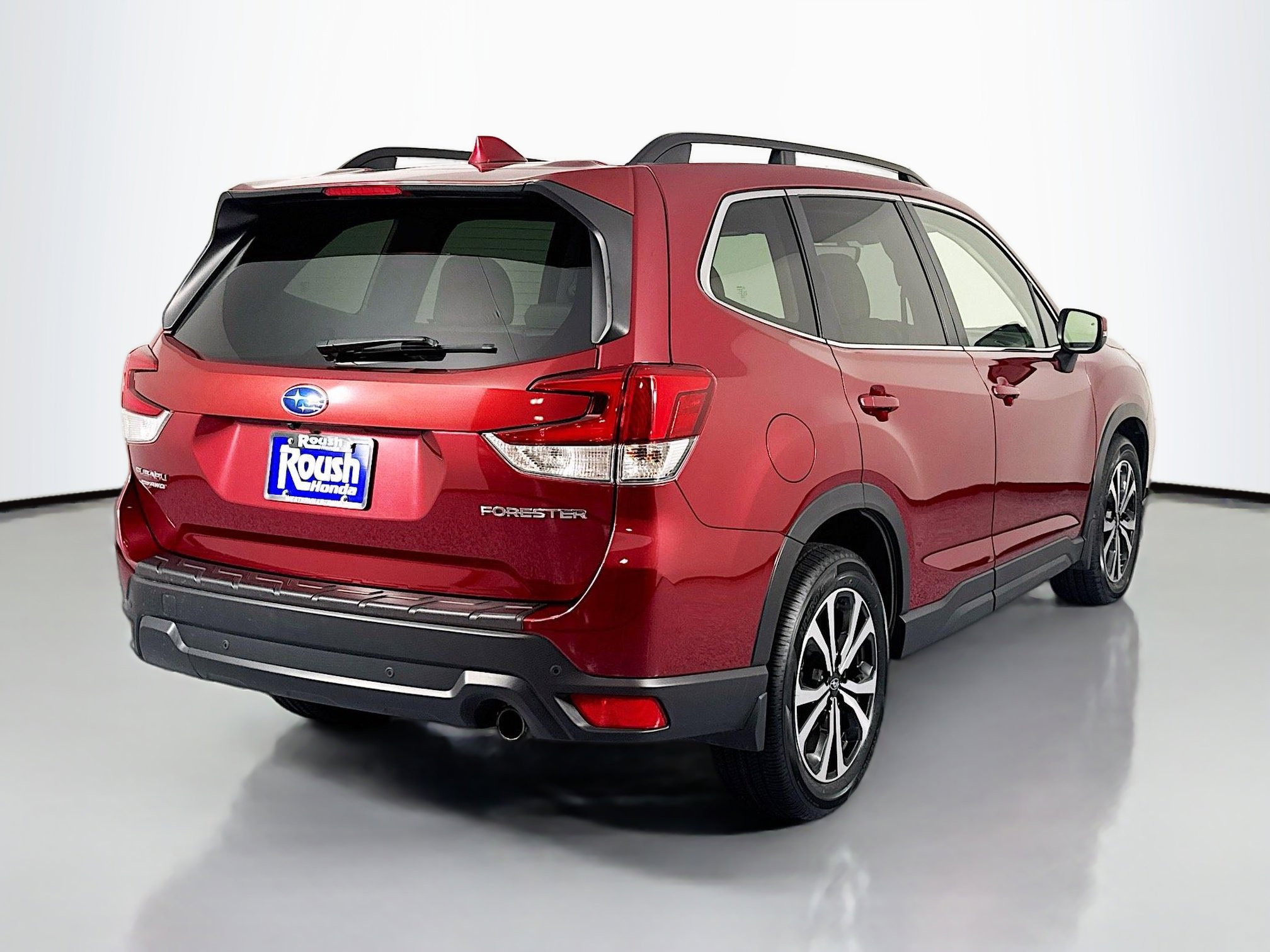 Used 2019 Subaru Forester Limited AWD/4WD image 5